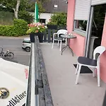 Zur Quelle 3*