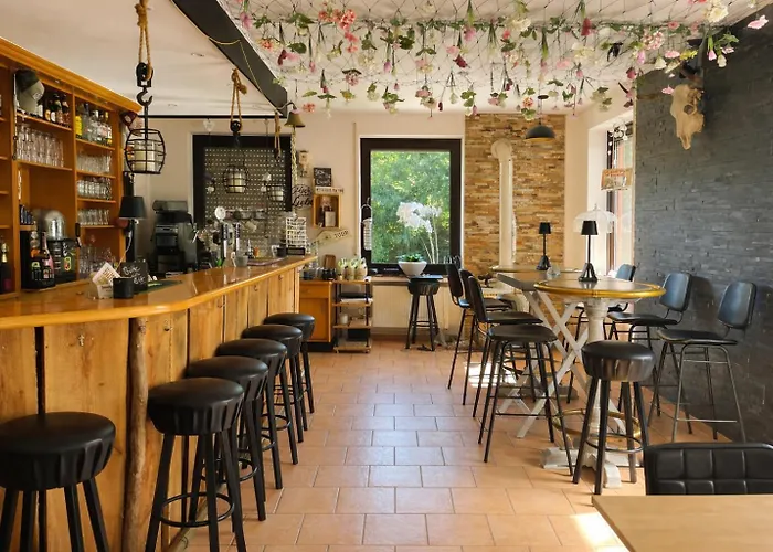 Zur Quelle بيت ضيافة 3*